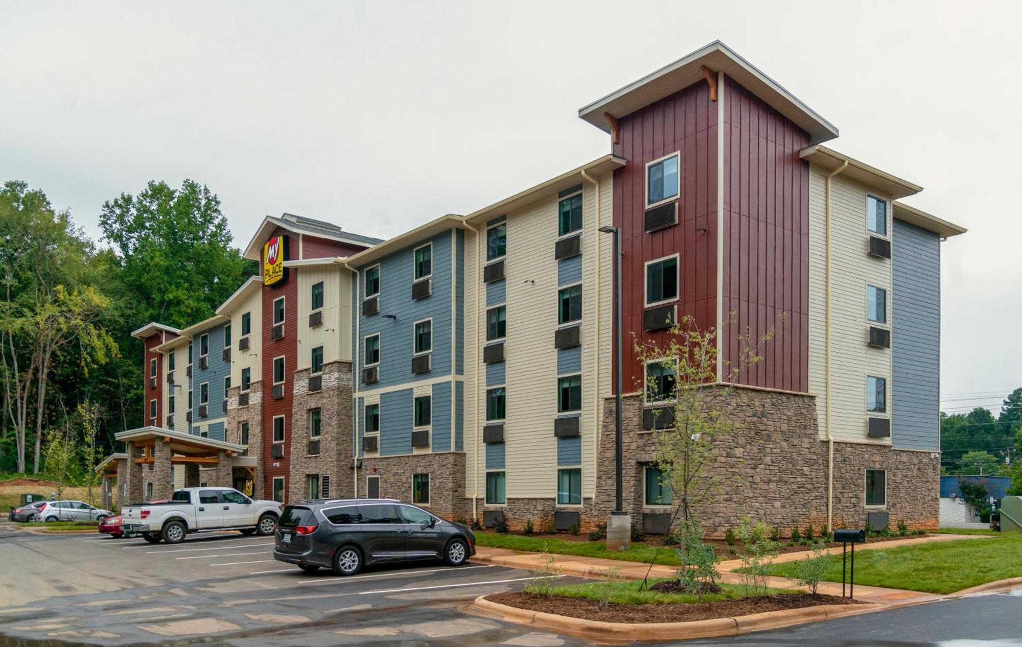 My Place Hotel-Huntersville, Nc Exteriör bild